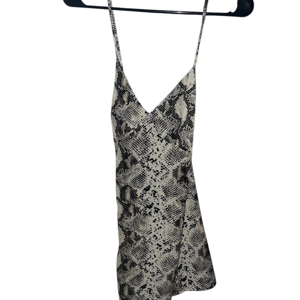 Kendall & Kylie Monochrome Snakeskin Dress